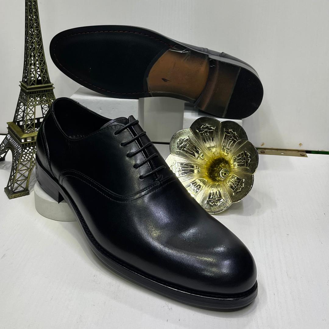 BLACK LACE UP II (Available sizes for this Color: 40, 41, 42, 43, 44, 45, and 46)